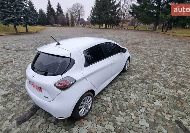 Білий Рено Зое, об'ємом двигуна 0 л та пробігом 78 тис. км за 11800 $, фото 13 на Automoto.ua