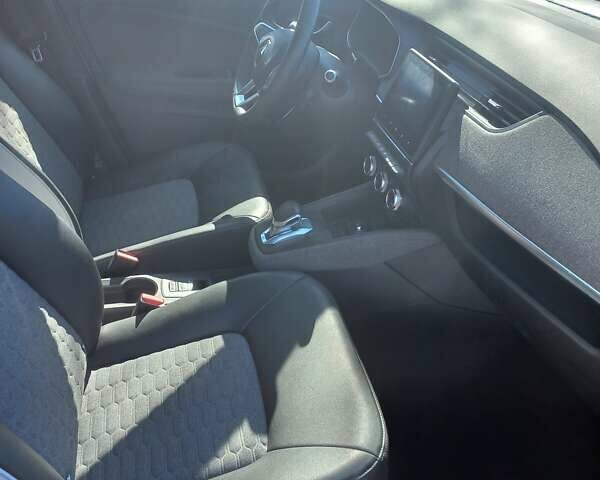Белый Рено Зое, объемом двигателя 0 л и пробегом 19 тыс. км за 8900 $, фото 21 на Automoto.ua