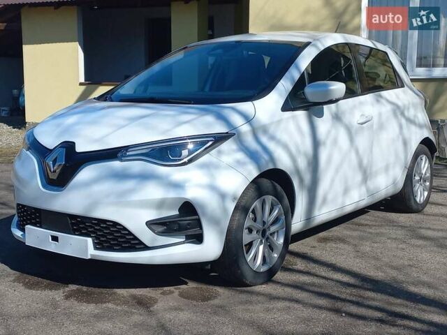Белый Рено Зое, объемом двигателя 0 л и пробегом 19 тыс. км за 8900 $, фото 1 на Automoto.ua