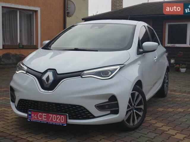 Белый Рено Зое, объемом двигателя 0 л и пробегом 122 тыс. км за 13000 $, фото 2 на Automoto.ua