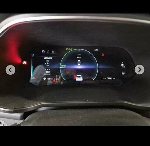 Белый Рено Зое, объемом двигателя 0 л и пробегом 39 тыс. км за 12300 $, фото 52 на Automoto.ua