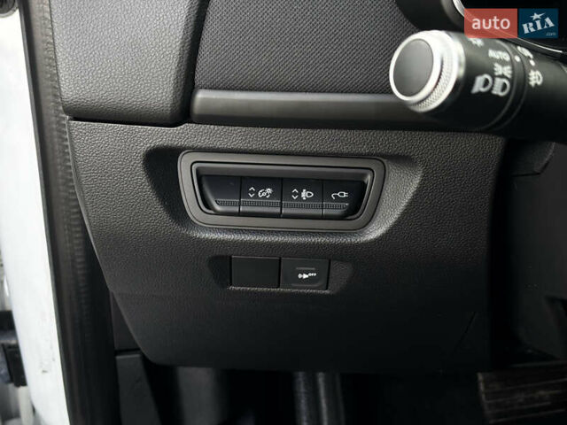 Рено Зое 2020 в Львове на Automoto.ua Белый Рено Зое, объемом двигателя 0 л и пробегом 22 тыс. км за 12150 $, фото 19 на Automoto.ua