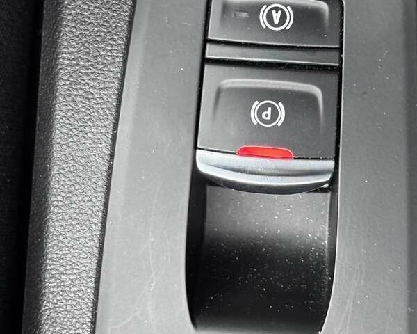 Белый Рено Зое, объемом двигателя 0 л и пробегом 17 тыс. км за 11999 $, фото 17 на Automoto.ua