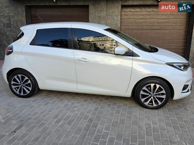 Білий Рено Зое, об'ємом двигуна 0 л та пробігом 123 тис. км за 12999 $, фото 12 на Automoto.ua