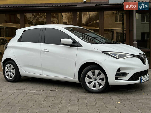 Белый Рено Зое, объемом двигателя 0 л и пробегом 31 тыс. км за 11999 $, фото 32 на Automoto.ua