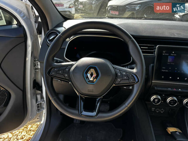 Рено Зое 2020 в Львове на Automoto.ua Белый Рено Зое, объемом двигателя 0 л и пробегом 44 тыс. км за 11500 $, фото 23 на Automoto.ua