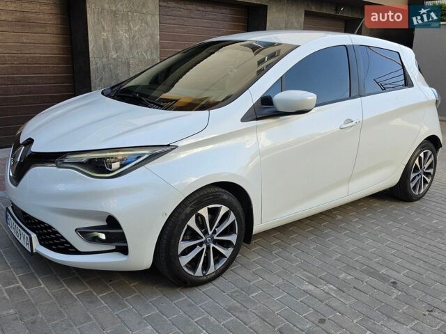 Білий Рено Зое, об'ємом двигуна 0 л та пробігом 123 тис. км за 12999 $, фото 3 на Automoto.ua