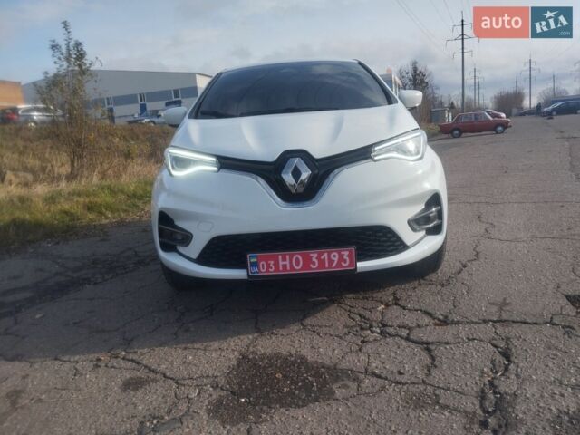 Білий Рено Зое, об'ємом двигуна 0 л та пробігом 50 тис. км за 13700 $, фото 2 на Automoto.ua