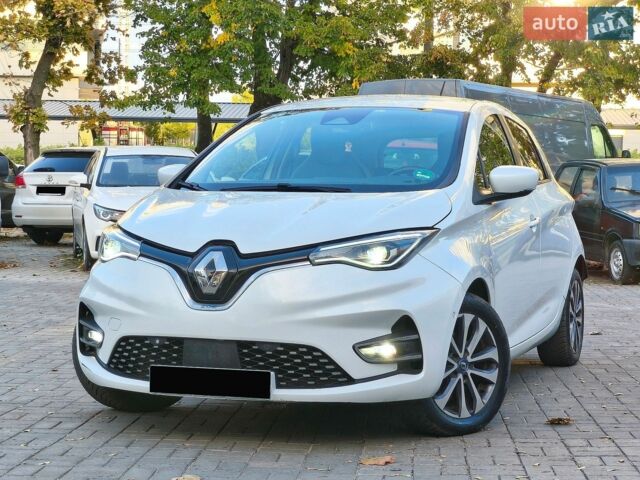 Белый Рено Зое, объемом двигателя 0 л и пробегом 34 тыс. км за 13900 $, фото 1 на Automoto.ua