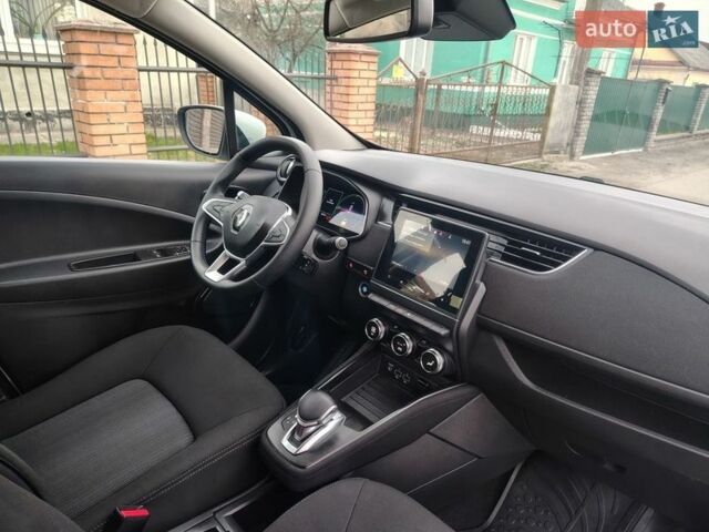 Білий Рено Зое, об'ємом двигуна 0 л та пробігом 42 тис. км за 12300 $, фото 11 на Automoto.ua