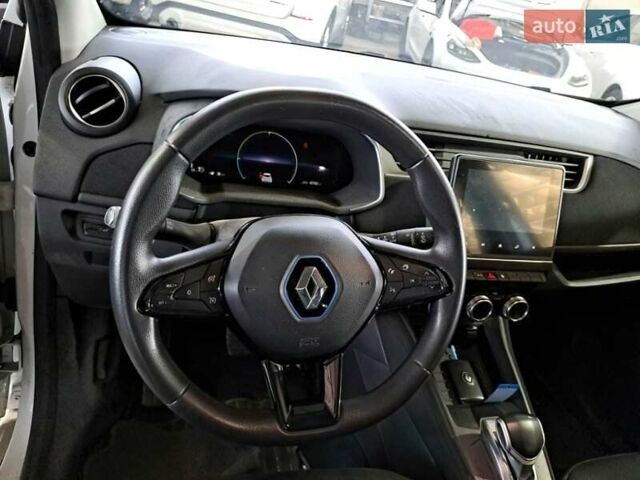 Белый Рено Зое, объемом двигателя 0 л и пробегом 67 тыс. км за 13000 $, фото 7 на Automoto.ua
