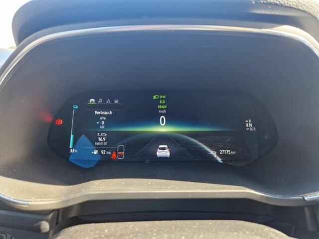 Белый Рено Зое, объемом двигателя 0 л и пробегом 27 тыс. км за 13000 $, фото 6 на Automoto.ua