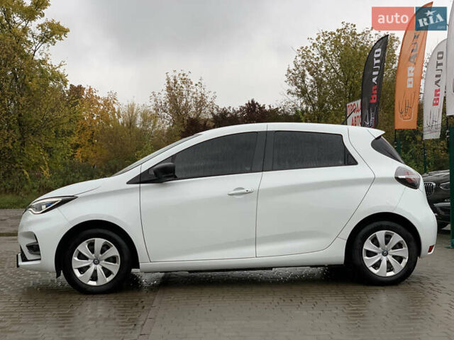 Белый Рено Зое, объемом двигателя 0 л и пробегом 47 тыс. км за 12499 $, фото 11 на Automoto.ua