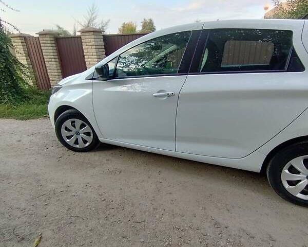 Рено Зое 2020 в Виннице на Automoto.ua Белый Рено Зое, объемом двигателя 0 л и пробегом 34 тыс. км за 13500 $, фото 3 на Automoto.ua