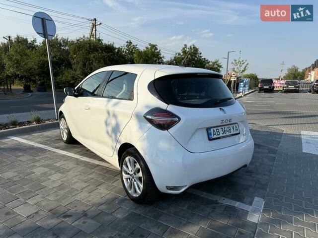Білий Рено Зое, об'ємом двигуна 0 л та пробігом 70 тис. км за 11800 $, фото 15 на Automoto.ua