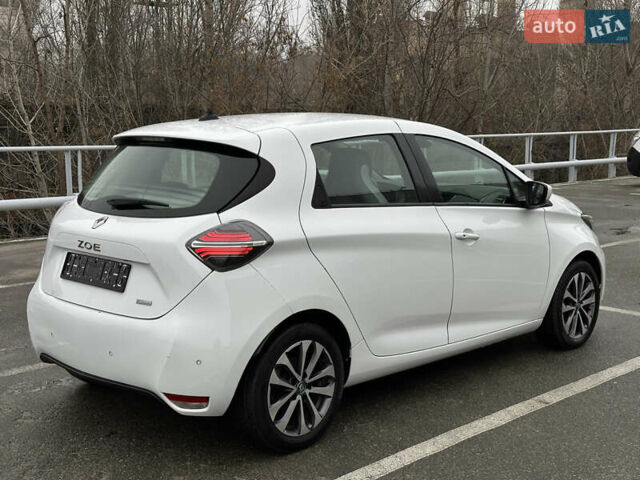 Білий Рено Зое, об'ємом двигуна 0 л та пробігом 77 тис. км за 12990 $, фото 3 на Automoto.ua