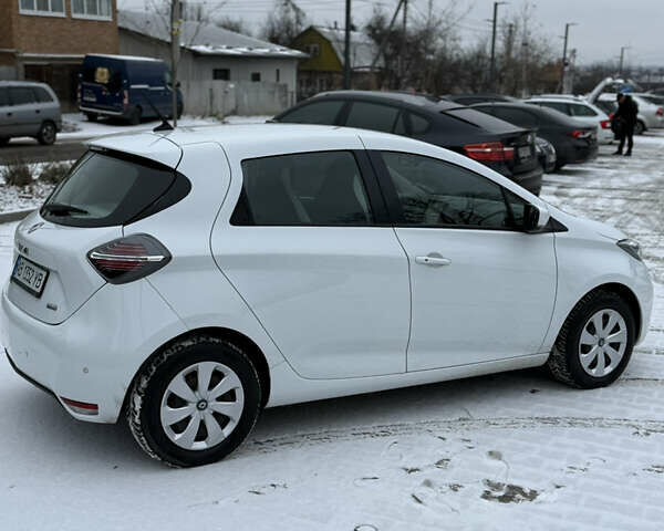 Белый Рено Зое, объемом двигателя 0 л и пробегом 27 тыс. км за 12600 $, фото 10 на Automoto.ua