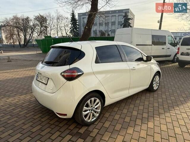 Белый Рено Зое, объемом двигателя 0 л и пробегом 78 тыс. км за 11999 $, фото 4 на Automoto.ua