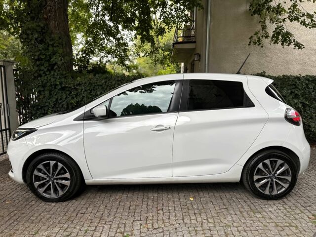 Белый Рено Зое, объемом двигателя 0 л и пробегом 46 тыс. км за 8300 $, фото 2 на Automoto.ua