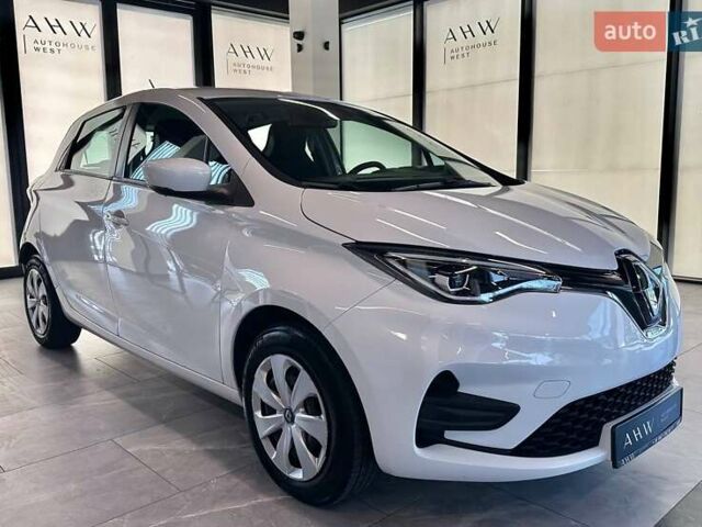 Білий Рено Зое, об'ємом двигуна 0 л та пробігом 104 тис. км за 11300 $, фото 5 на Automoto.ua