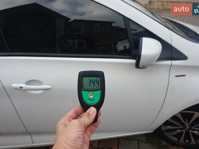 Белый Рено Зое, объемом двигателя 0 л и пробегом 122 тыс. км за 13000 $, фото 76 на Automoto.ua