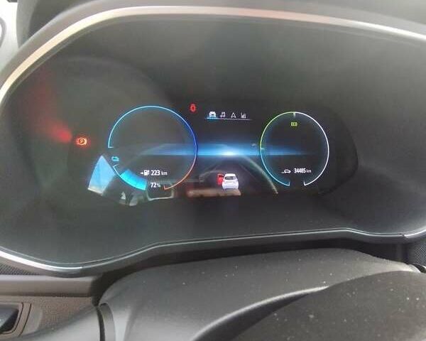 Рено Зое 2020 в Виннице на Automoto.ua Белый Рено Зое, объемом двигателя 0 л и пробегом 34 тыс. км за 13500 $, фото 63 на Automoto.ua