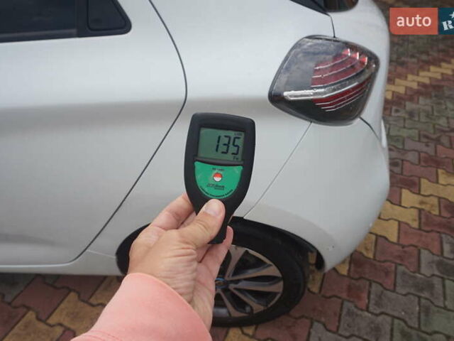 Білий Рено Зое, об'ємом двигуна 0 л та пробігом 141 тис. км за 11111 $, фото 70 на Automoto.ua