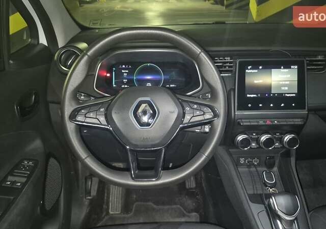 Білий Рено Зое, об'ємом двигуна 0 л та пробігом 35 тис. км за 12300 $, фото 1 на Automoto.ua