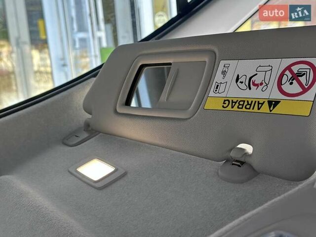 Белый Рено Зое, объемом двигателя 0 л и пробегом 83 тыс. км за 11999 $, фото 34 на Automoto.ua