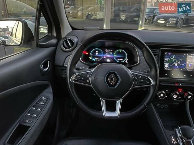 Белый Рено Зое, объемом двигателя 0 л и пробегом 104 тыс. км за 12990 $, фото 12 на Automoto.ua