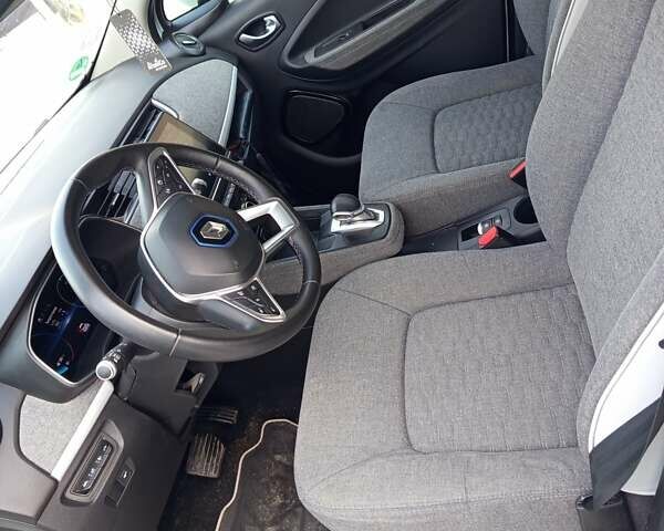 Рено Зое 2020 в Ходорів на Automoto.ua Белый Рено Зое, объемом двигателя 0 л и пробегом 46 тыс. км за 12800 $, фото 28 на Automoto.ua