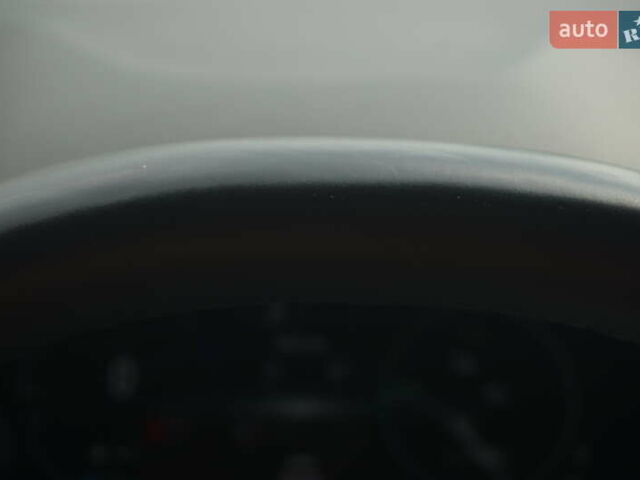 Білий Рено Зое, об'ємом двигуна 0 л та пробігом 141 тис. км за 11111 $, фото 30 на Automoto.ua