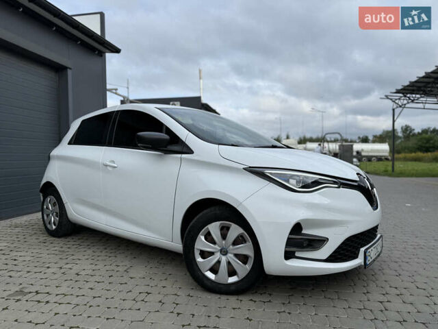Белый Рено Зое, объемом двигателя 0 л и пробегом 36 тыс. км за 12900 $, фото 2 на Automoto.ua