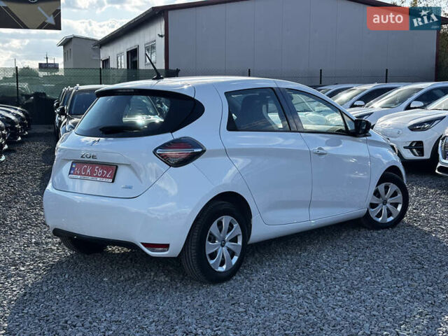 Белый Рено Зое, объемом двигателя 0 л и пробегом 30 тыс. км за 11900 $, фото 9 на Automoto.ua