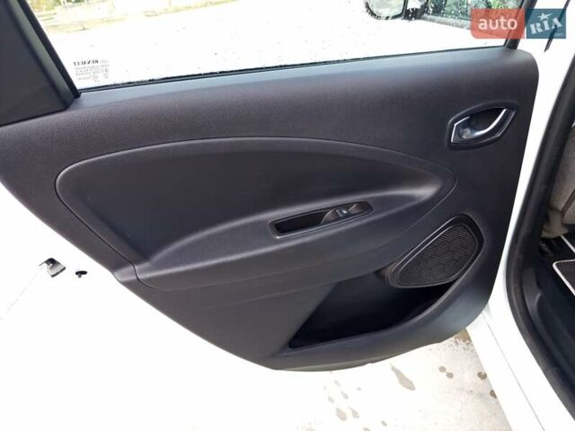 Рено Зое 2020 в Ходорів на Automoto.ua Белый Рено Зое, объемом двигателя 0 л и пробегом 46 тыс. км за 12800 $, фото 22 на Automoto.ua