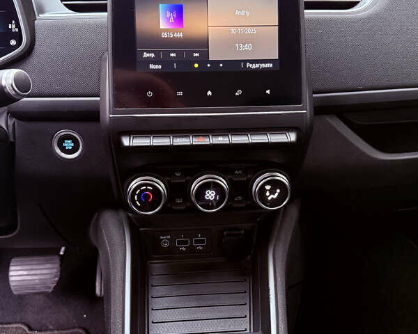 Білий Рено Зое, об'ємом двигуна 0 л та пробігом 69 тис. км за 11800 $, фото 27 на Automoto.ua