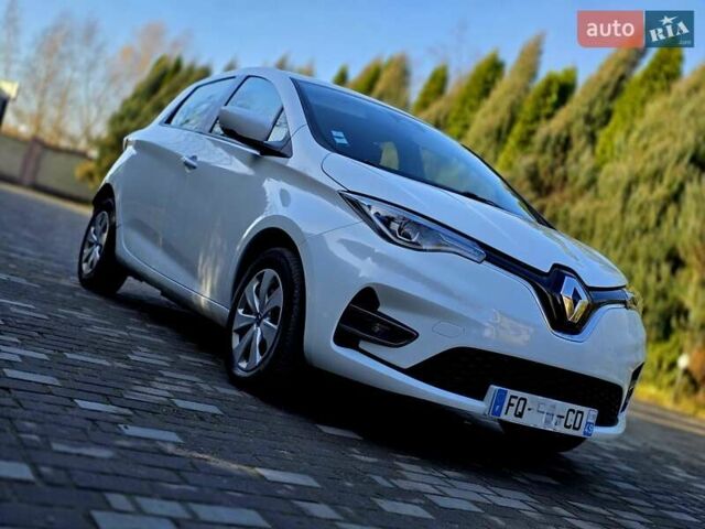 Белый Рено Зое, объемом двигателя 0 л и пробегом 57 тыс. км за 12700 $, фото 6 на Automoto.ua
