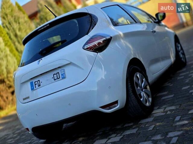 Білий Рено Зое, об'ємом двигуна 0 л та пробігом 57 тис. км за 11900 $, фото 10 на Automoto.ua