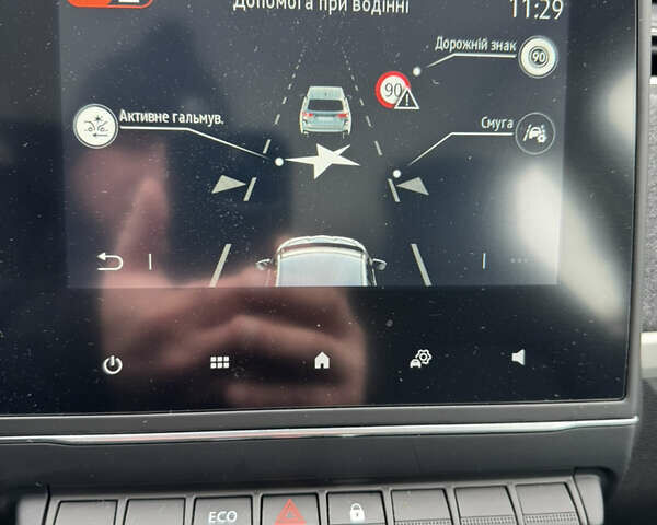 Белый Рено Зое, объемом двигателя 0 л и пробегом 12 тыс. км за 13400 $, фото 21 на Automoto.ua