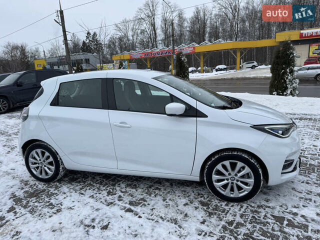 Белый Рено Зое, объемом двигателя 0 л и пробегом 12 тыс. км за 13400 $, фото 2 на Automoto.ua