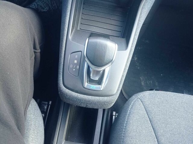 Рено Зое 2021 в Самборе на Automoto.ua Белый Рено Зое, объемом двигателя 0 л и пробегом 111 тыс. км за 12074 $, фото 9 на Automoto.ua