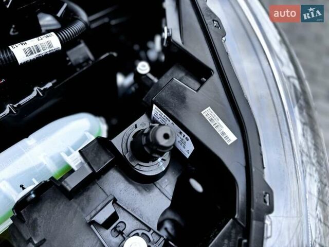 Рено Зое 2021 в Дрогобыче на Automoto.ua Белый Рено Зое, объемом двигателя 0 л и пробегом 55 тыс. км за 12900 $, фото 61 на Automoto.ua