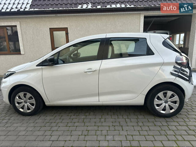 Білий Рено Зое, об'ємом двигуна 0 л та пробігом 37 тис. км за 9600 $, фото 5 на Automoto.ua