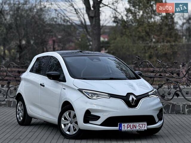 Рено Зое 2021 в Дрогобыче на Automoto.ua Белый Рено Зое, объемом двигателя 0 л и пробегом 55 тыс. км за 12900 $, фото 25 на Automoto.ua