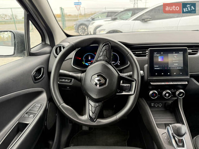 Рено Зое 2021 в Днепре (Днепропетровске) на Automoto.ua Белый Рено Зое, объемом двигателя 0 л и пробегом 64 тыс. км за 12100 $, фото 6 на Automoto.ua
