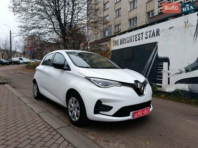 Белый Рено Зое, объемом двигателя 0 л и пробегом 82 тыс. км за 11600 $, фото 24 на Automoto.ua