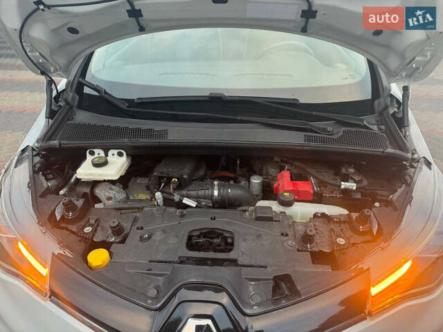 Белый Рено Зое, объемом двигателя 0 л и пробегом 38 тыс. км за 11900 $, фото 34 на Automoto.ua