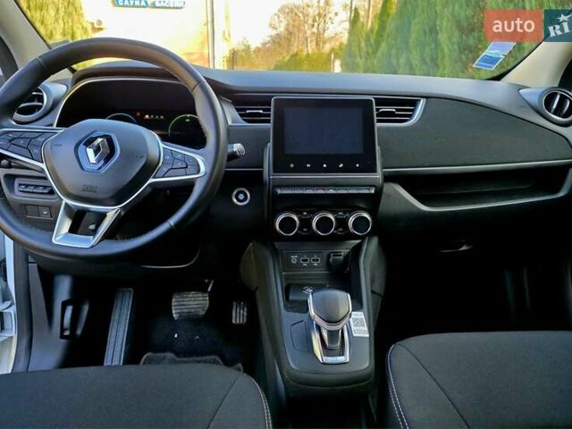 Білий Рено Зое, об'ємом двигуна 0 л та пробігом 57 тис. км за 11900 $, фото 19 на Automoto.ua