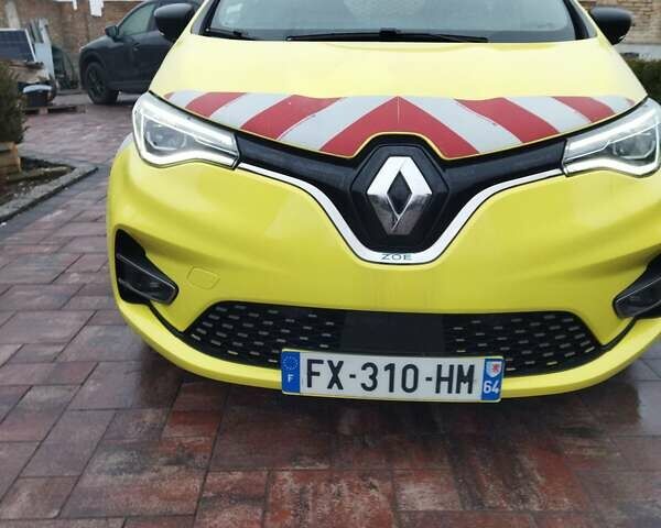 Белый Рено Зое, объемом двигателя 0 л и пробегом 82 тыс. км за 11300 $, фото 1 на Automoto.ua