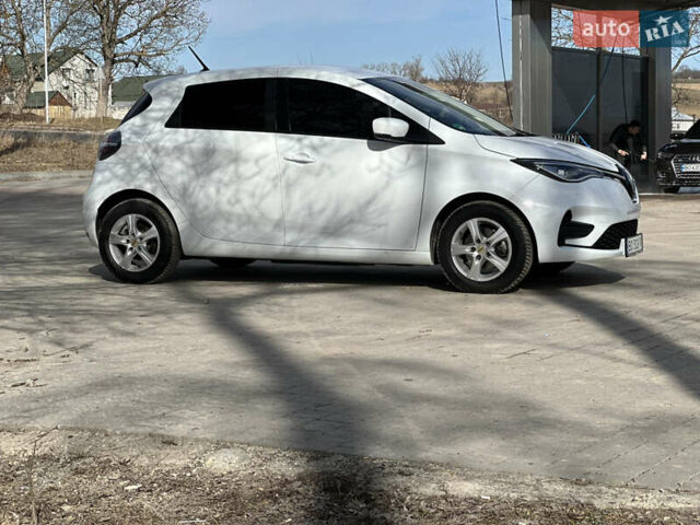 Белый Рено Зое, объемом двигателя 0 л и пробегом 25 тыс. км за 12300 $, фото 20 на Automoto.ua